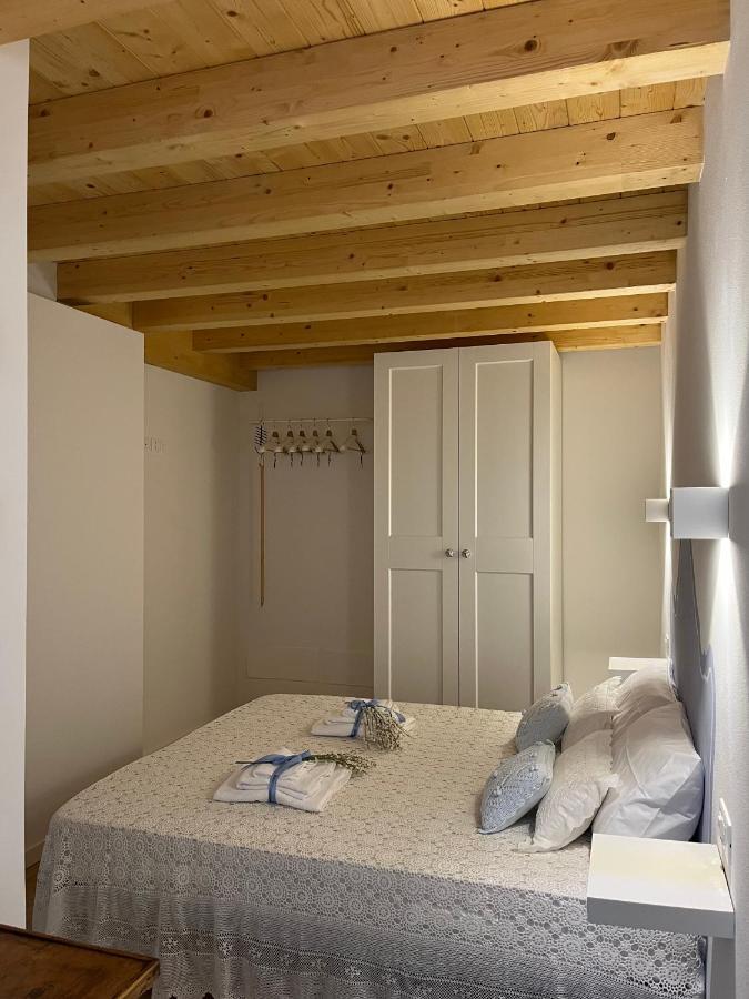 La Piccola Casa Al Lago - Intera Casa Con 3 Camere E 2 Box Salò Dış mekan fotoğraf