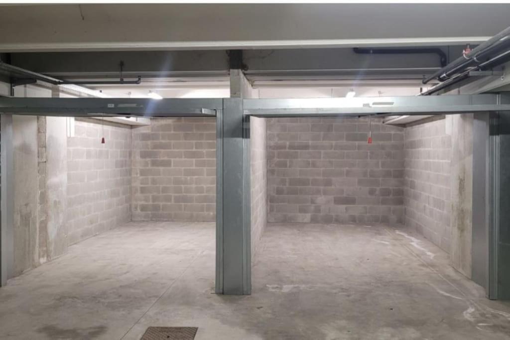 La Piccola Casa Al Lago - Intera Casa Con 3 Camere E 2 Box Salò Dış mekan fotoğraf